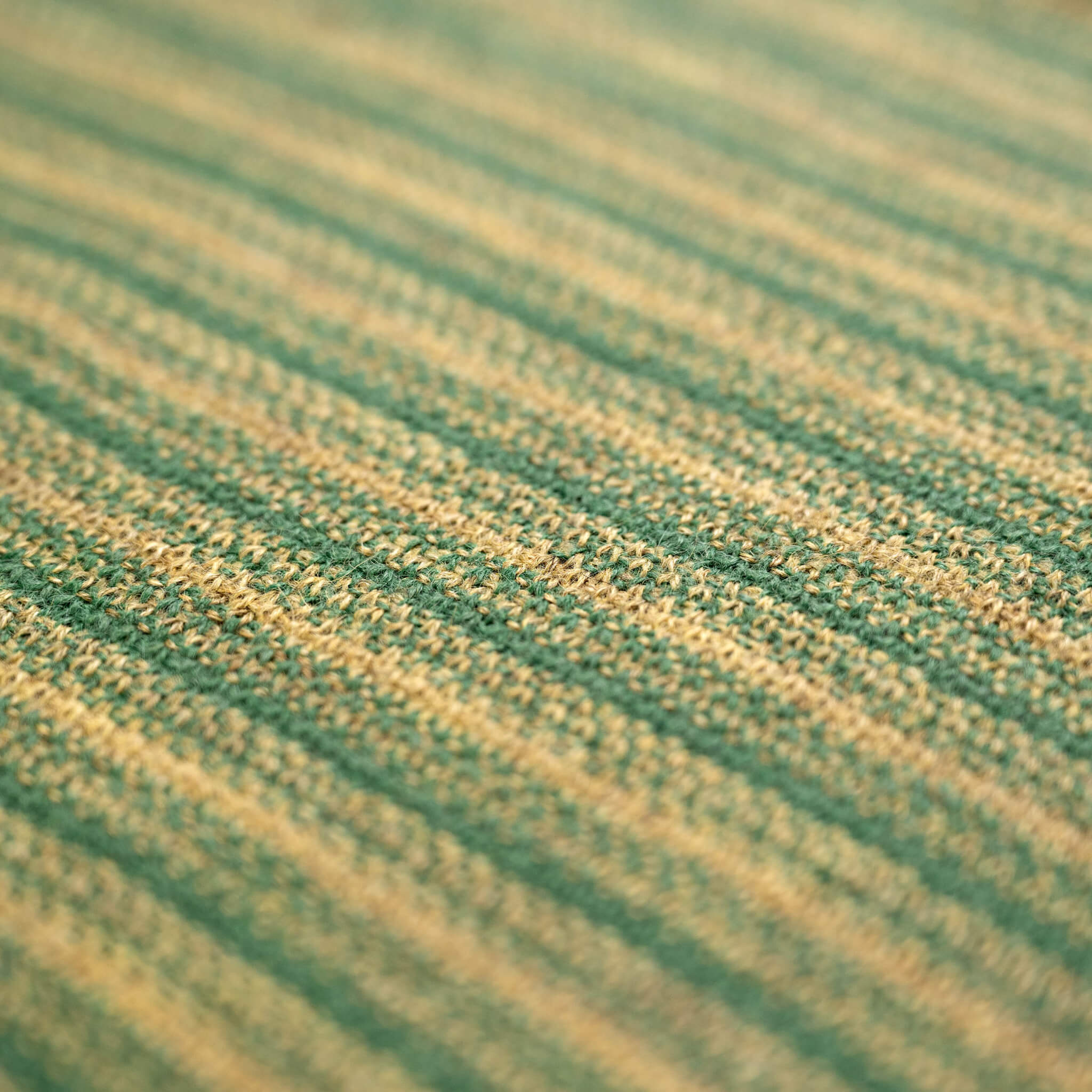 Alpaka Decke gestreift von Alpakin in grün Textil