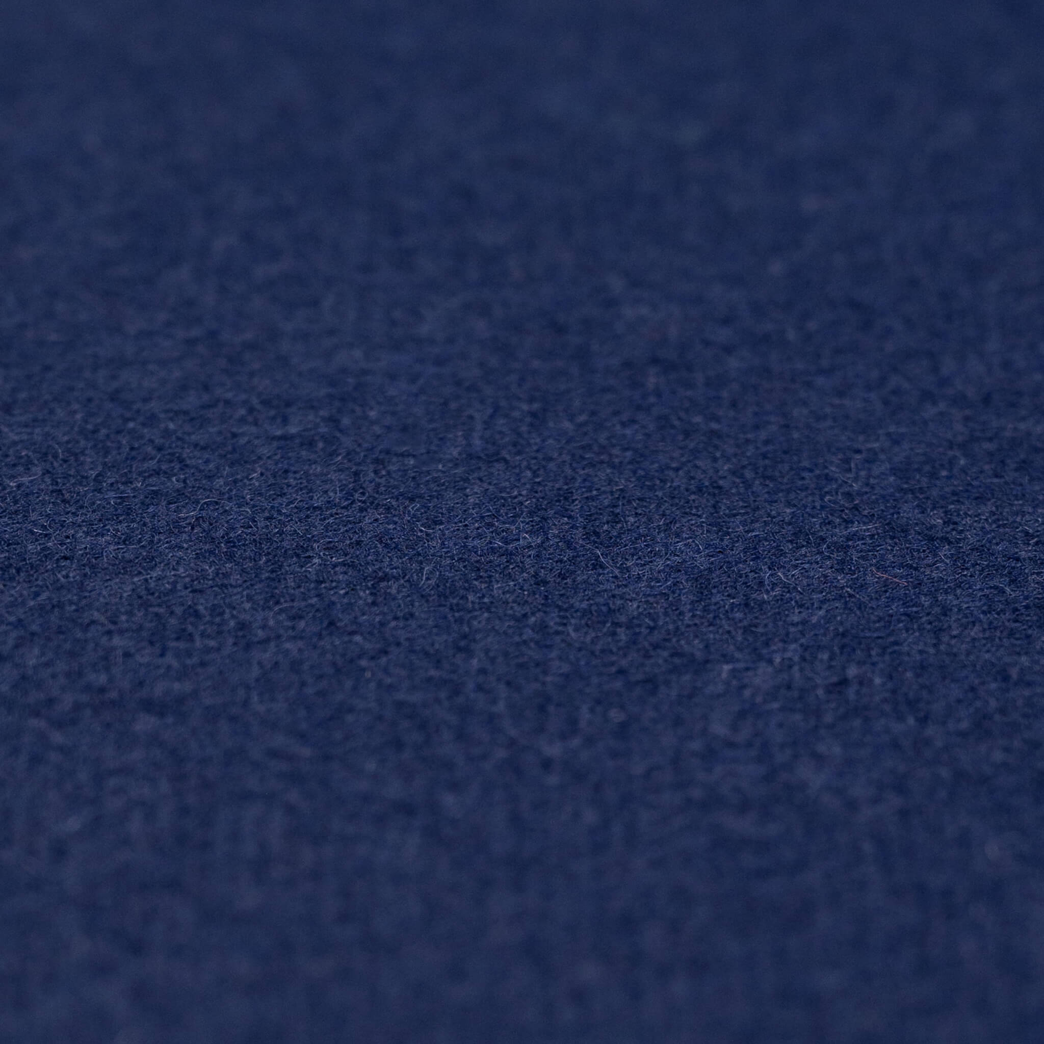 Eleganter Alpaka Schal für Damen und Herren von Alpakin in dunkelblau Textil