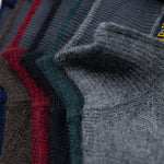 Farbpalette des Alpaka Troyers von Alpakin aus Naturfarben und männlich-eleganten Farben wie dunkelblau und dunkelgrün